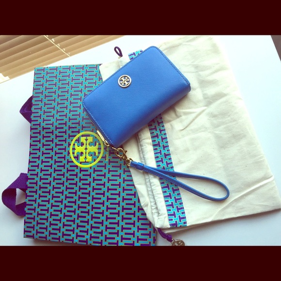 Tory Burch - Picture 1 of 5